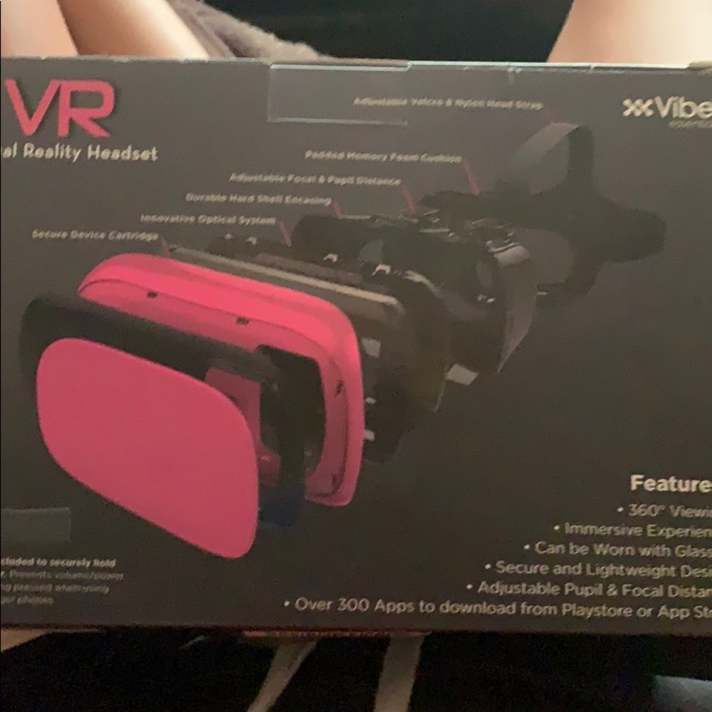 Virtual reality headset - Picture 3 of 4